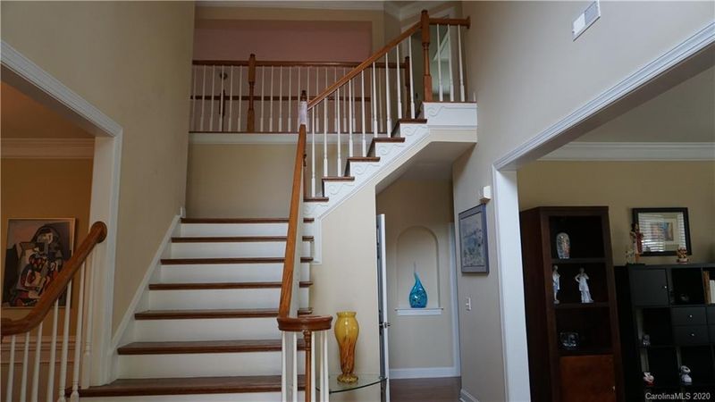 124 Whiterock Dr, Mount Holly, NC 28120