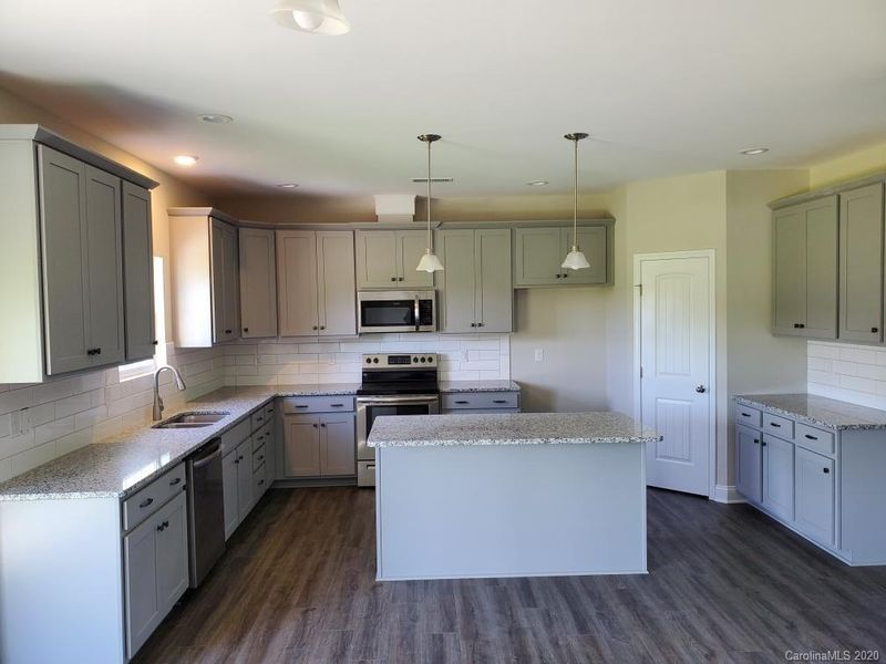 7823 Stinson Hartis Rd, Indian Trail, NC 28079
