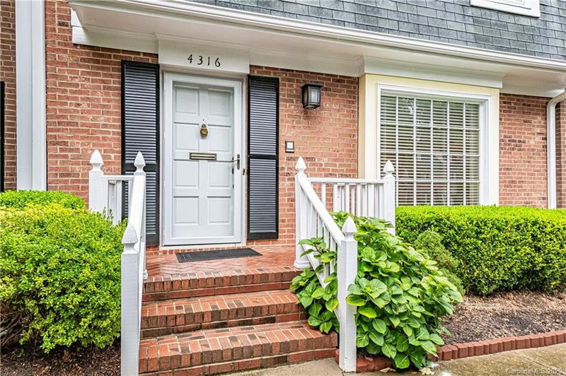 4316 Silo Ln, Charlotte, NC 28226