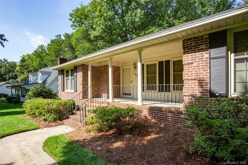 1533 Cripple Creek Rd, Kannapolis, NC 28081