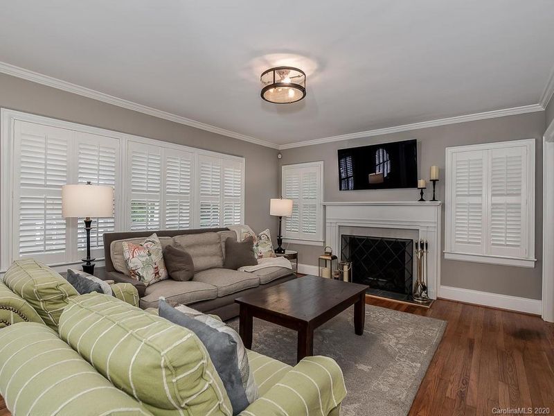 2239 Bay St, Charlotte, NC 28205