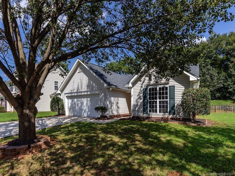 3247 Longspur Dr, Matthews, NC 28105