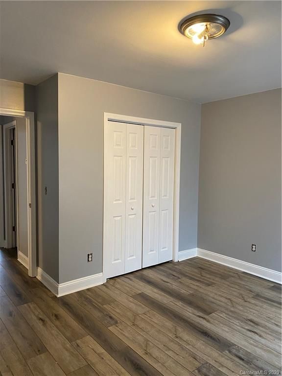 5229 Harmon Pl, Kannapolis, NC 28083