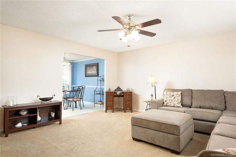 4600 Hampton Chase Dr, Concord, NC 28027