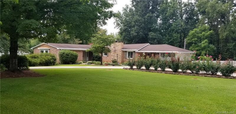 6300 Vernedale Rd, Charlotte, NC 28212