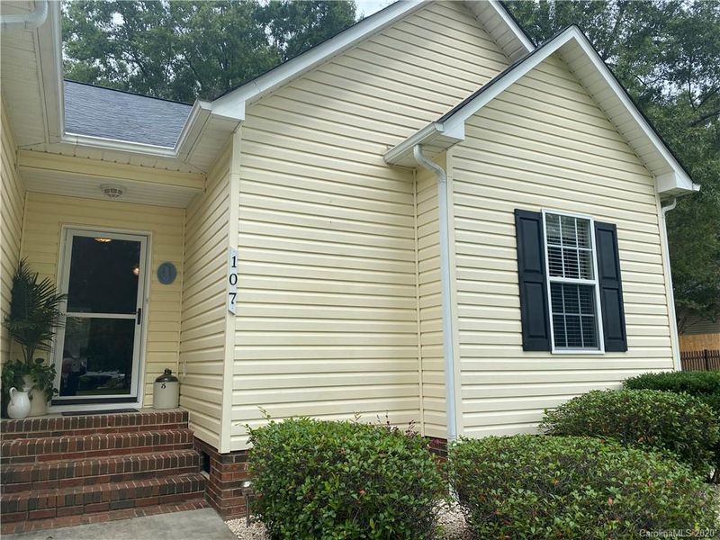 107 Scotch Pine Dr, York, SC 29745