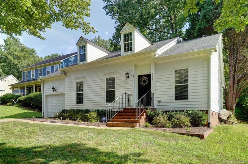 6923 Passeres Ct, Charlotte, NC 28215