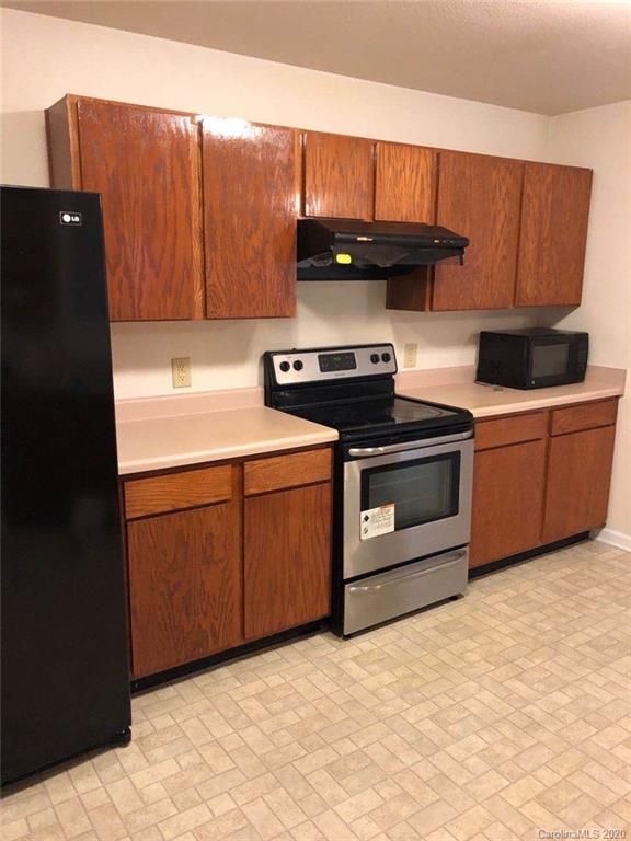 313 Ranlo Ave, Gastonia, NC 28054