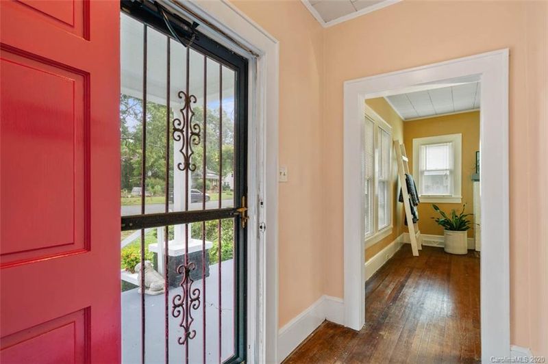 5920 Peach St, Charlotte, NC 28269