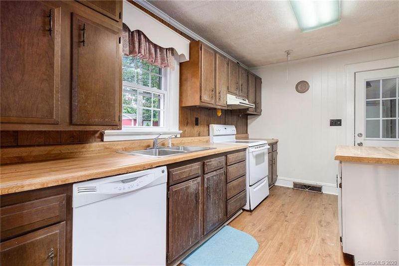 4295 Nc Hwy 73 Hw E, Concord, NC 28025