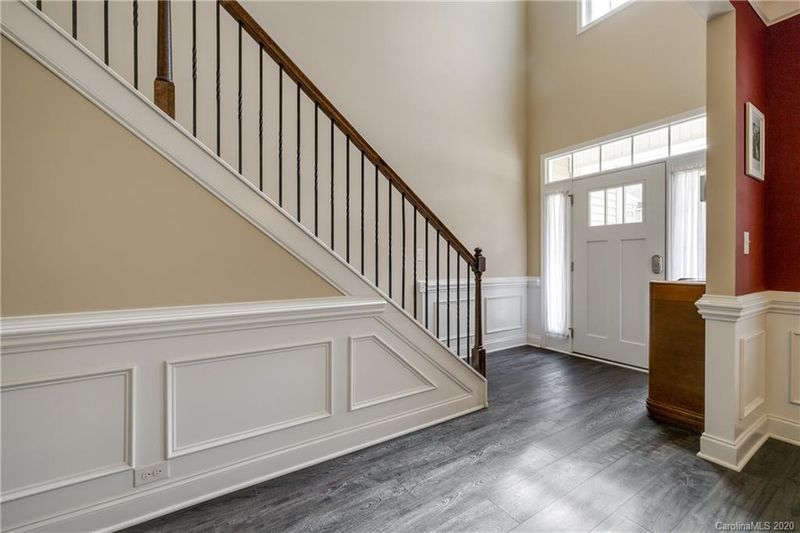 2073 Lakebridge Dr, Fort Mill, SC 29715