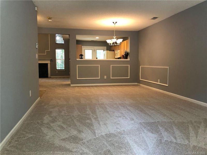 8791 Robinson Forest Dr, Charlotte, NC 28277