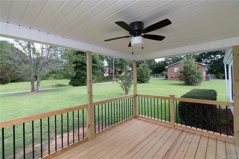 121 Fairway Rd, Mcconnells, SC 29726