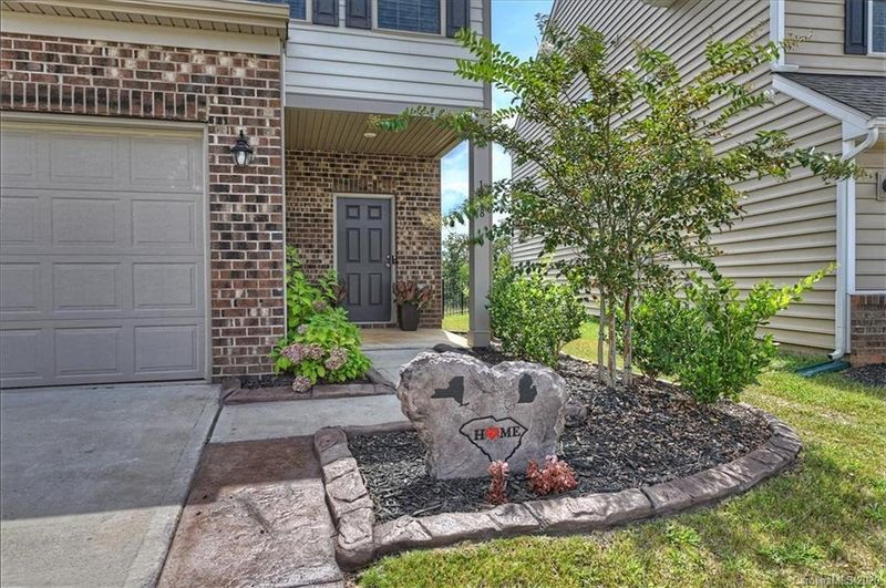 1858 Skipping Stone Dr, Fort Mill, SC 29715
