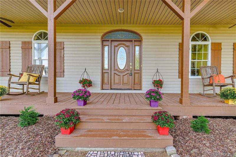 13080 Voncannon Dr, Midland, NC 28107