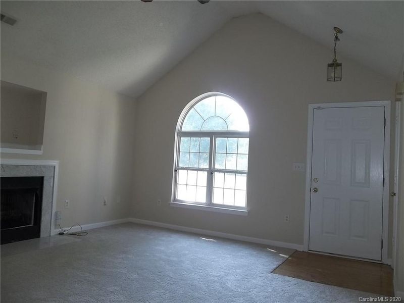 7904 Symphony Rd, Charlotte, NC 28216