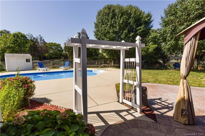 1444 Lockhart Pl, Concord, NC 28027