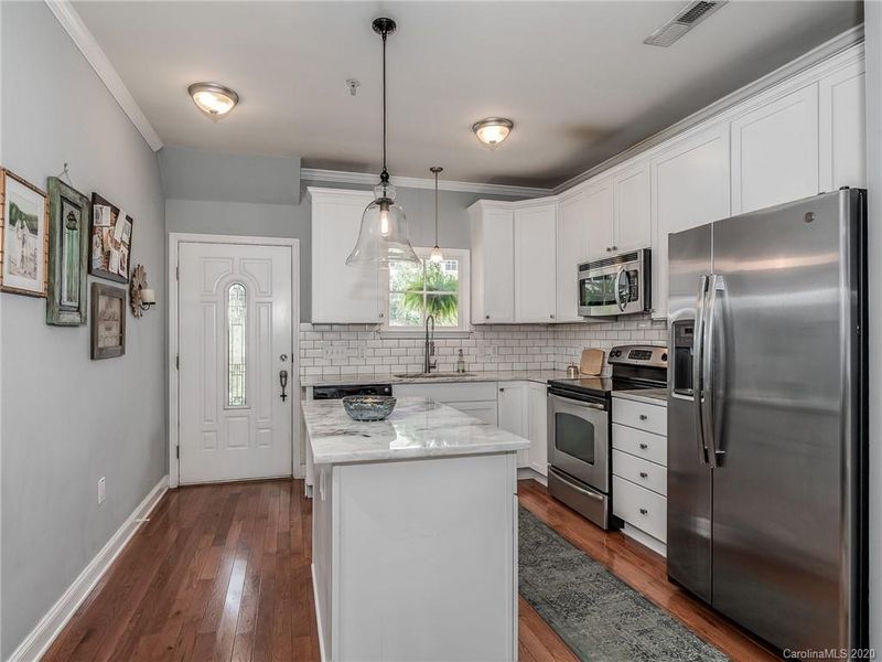 2937 Craftsman Ln, Charlotte, NC 28204