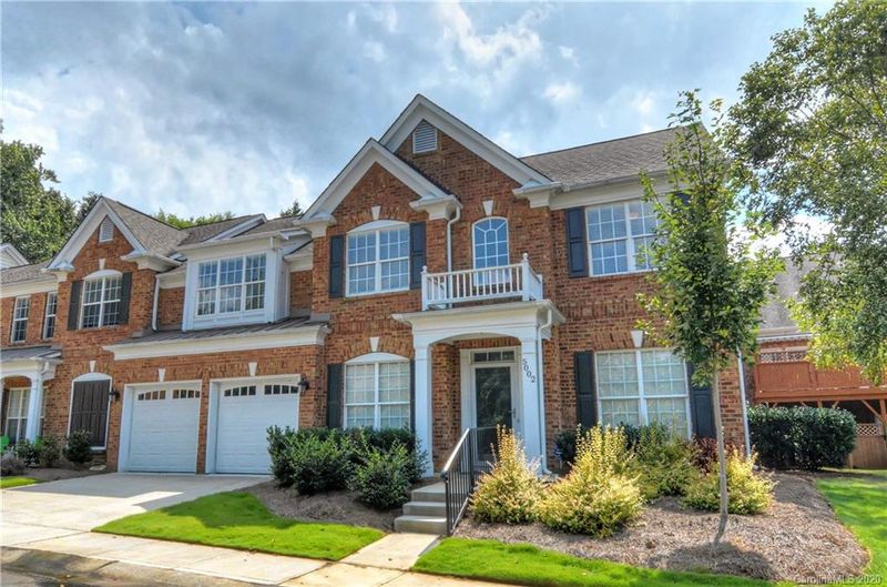 5002 Ashford Crest Ln, Charlotte, NC 28226