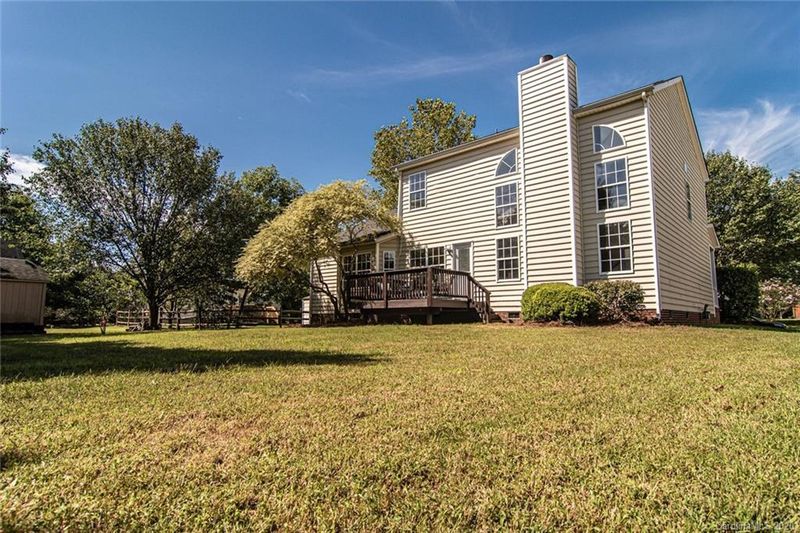 12318 Shadow Ridge Ln, Charlotte, NC 28273