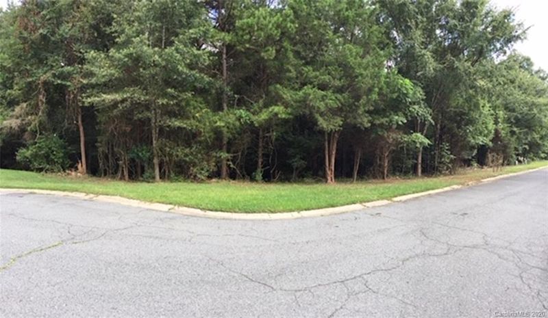 7300 Rothmore St #27, Charlotte, NC 28215