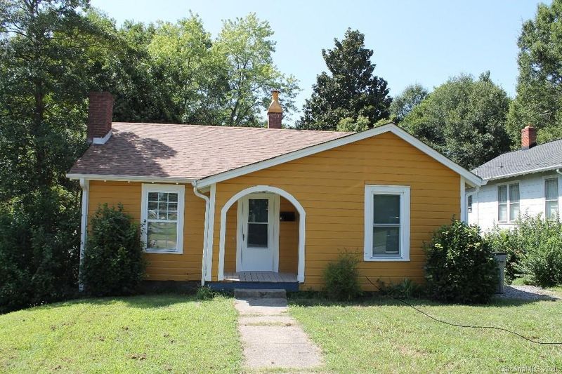 711 S South St, Gastonia, NC 28052