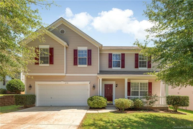 6158 Trotters Ridge Rd, Charlotte, NC 28227