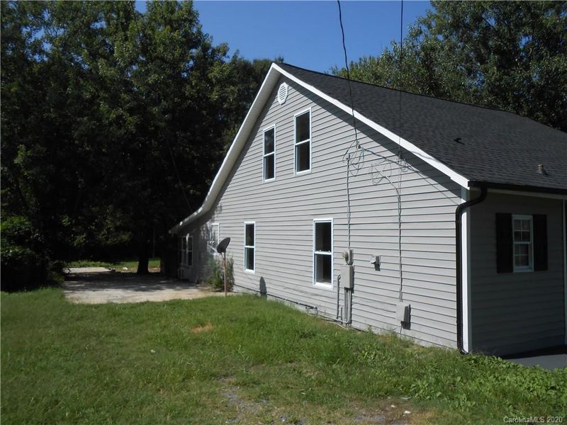 1227 Morgan St, Gastonia, NC 28054