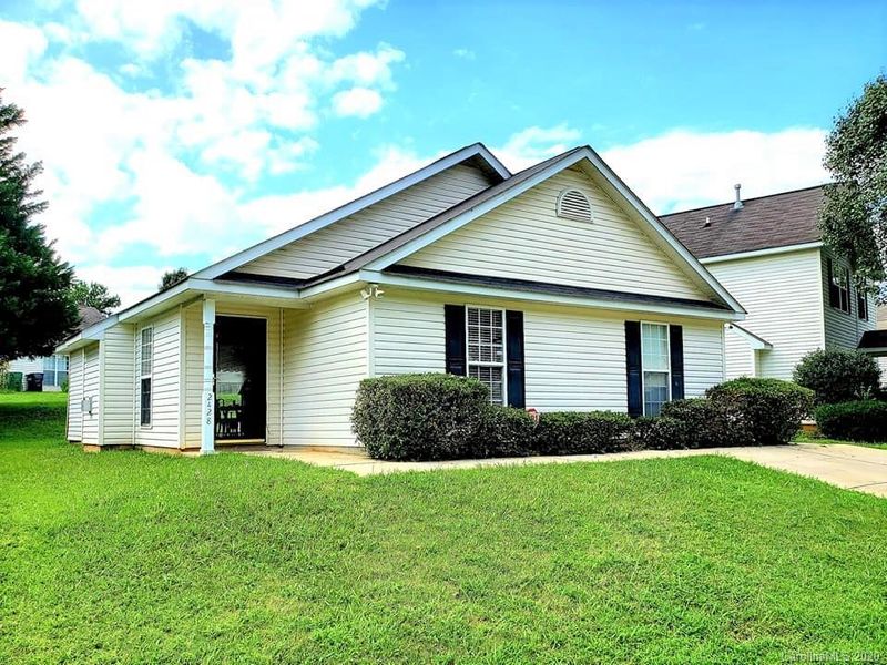 2428 Fairstone Ave, Charlotte, NC 28269