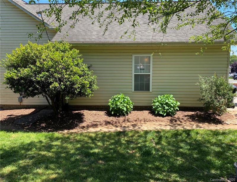 4371 Frank Dellinger Ln, Maiden, NC 28650