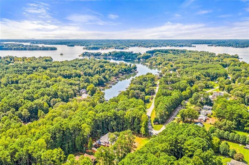 109 Barber Loop, Mooresville, NC 28117