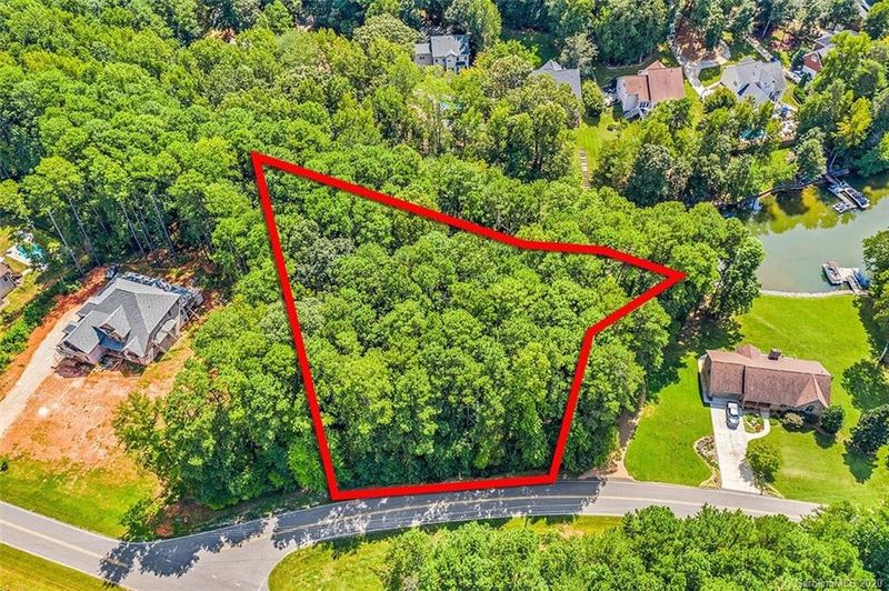 109 Barber Loop, Mooresville, NC 28117