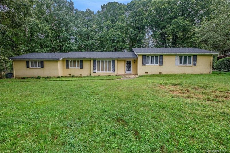 2501 E Providence Dr, Charlotte, NC 28270