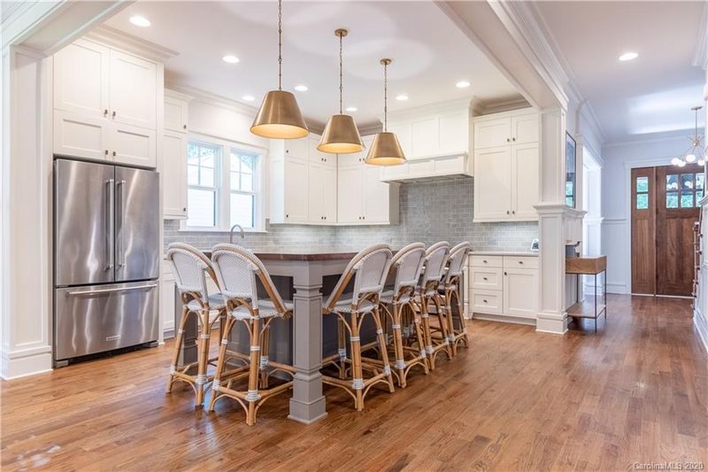 2517 Chesterfield Ave, Charlotte, NC 28205