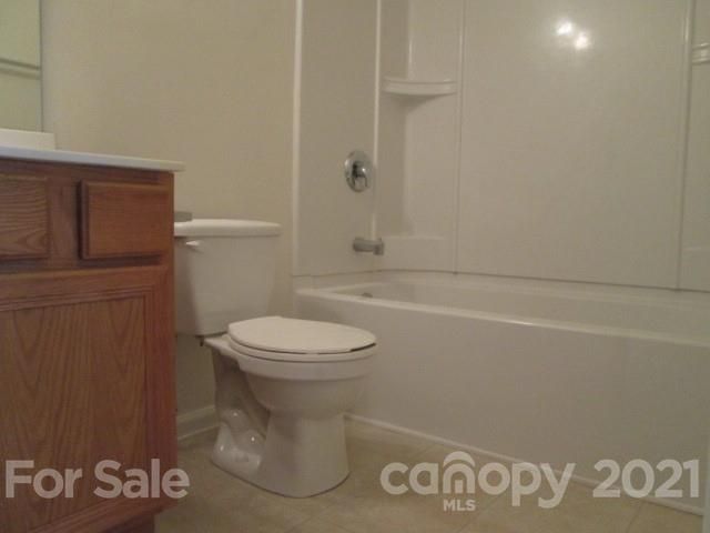 13619 Pinyon Pine Ln, Charlotte, NC 28215