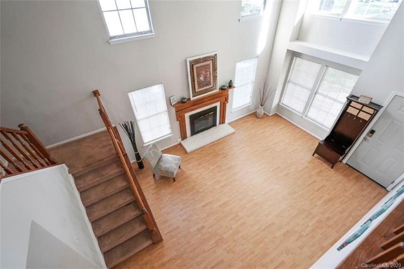 1717 Katherine Kiker Rd, Charlotte, NC 28213