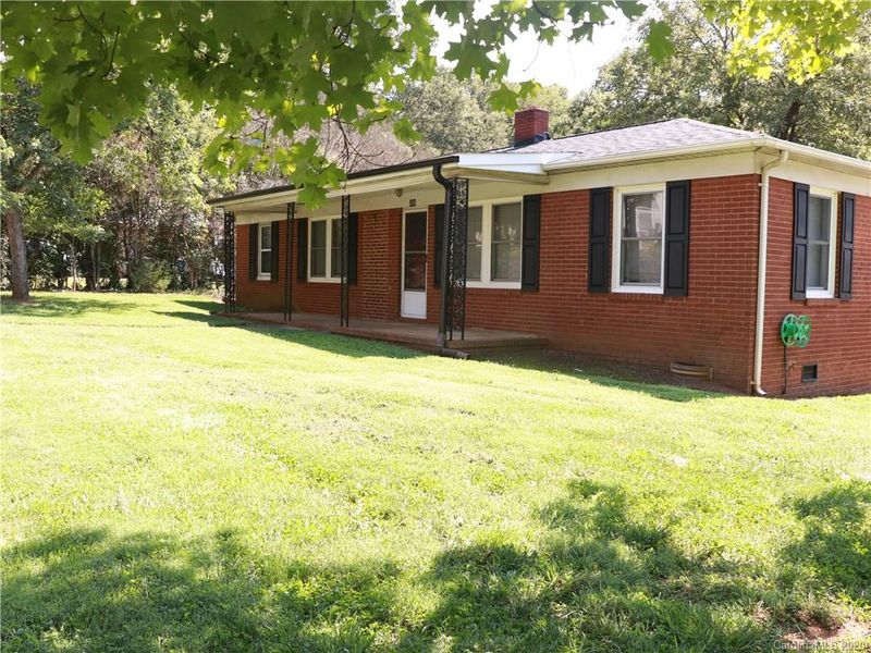 300 Bryte St, Mount Holly, NC 28120