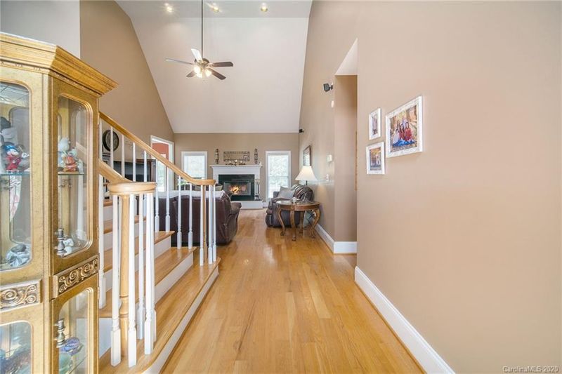 8811 Erbach Ln, Mount Pleasant, NC 28124