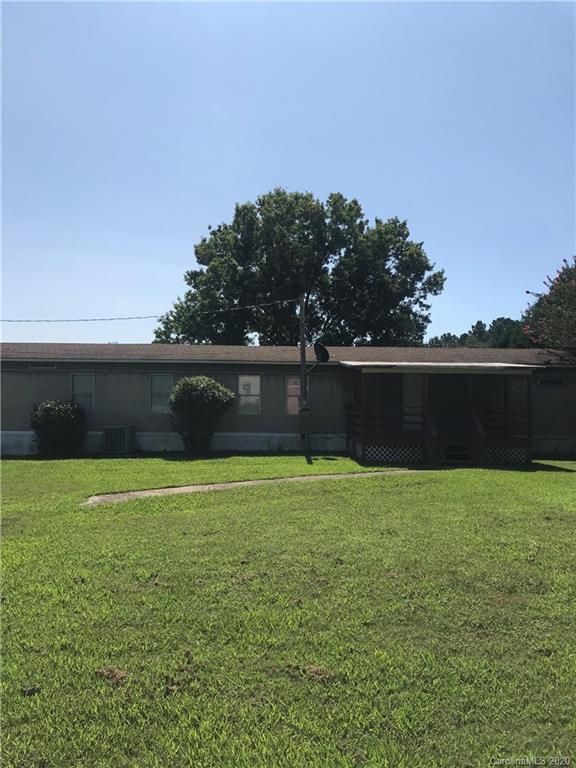 752 Lakedale Dr, Clover, SC 29710