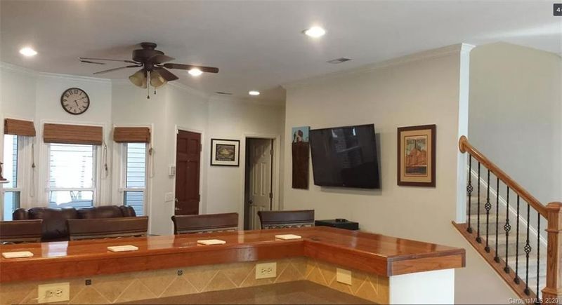 803 Greenleaf Ave, Charlotte, NC 28202