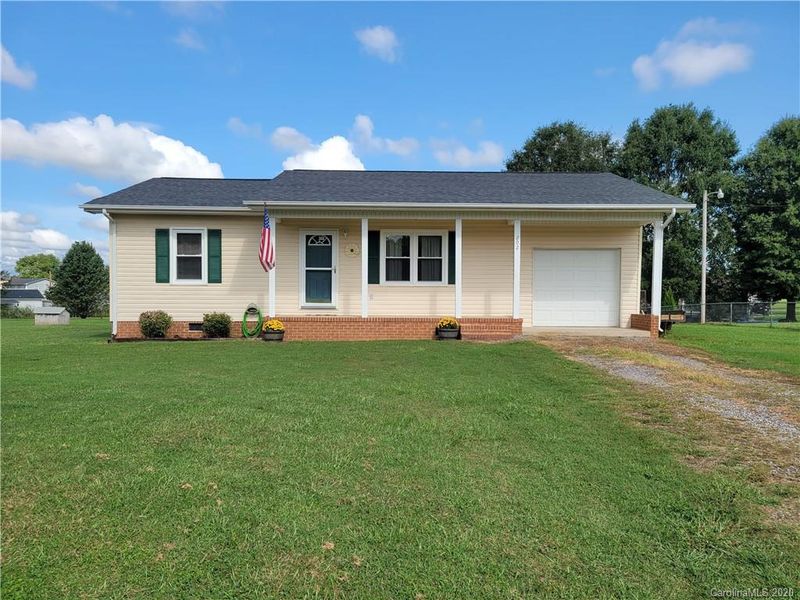 202 Delight Loop, Statesville, NC 28677