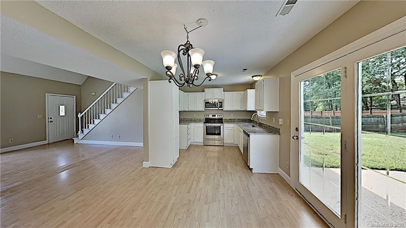 517 Viking Dr, Concord, NC 28025