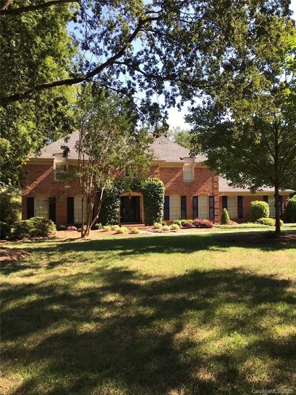 4335 Montibello Dr, Charlotte, NC 28226