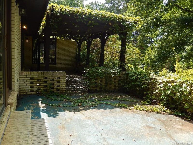 4701 Quail Ridge Dr, Mint Hill, NC 28227