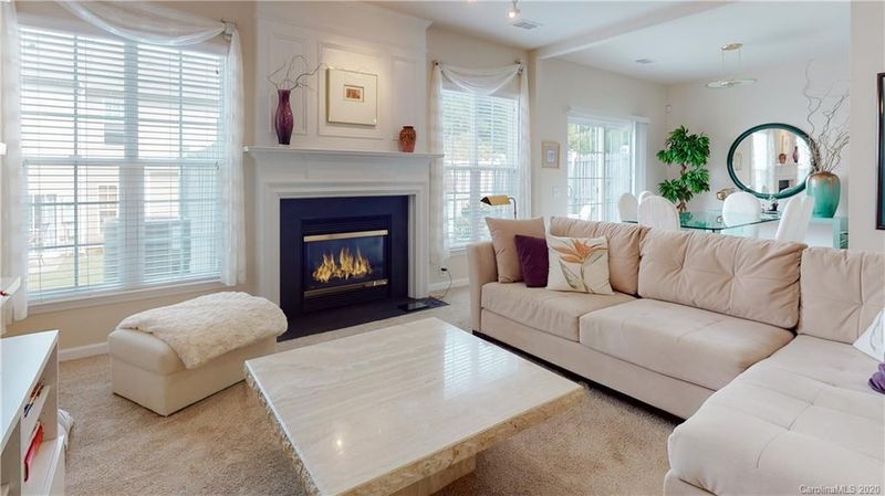 10204 Garmoyle St, Charlotte, NC 28277