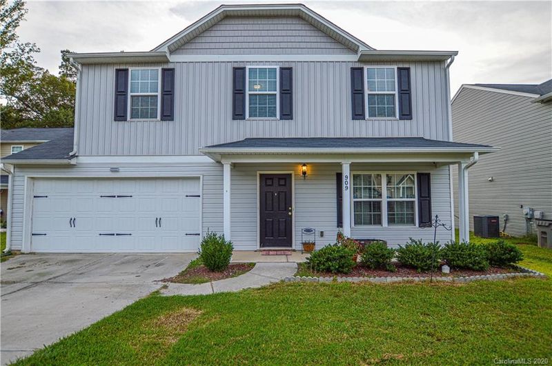 909 Cassidy Dr, Gastonia, NC 28054