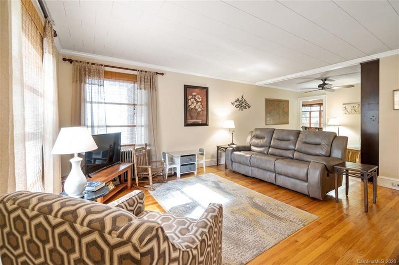 515 Queens Ct, Statesville, NC 28677