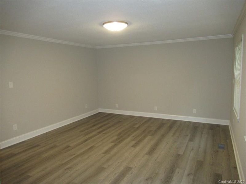 1003 Lithia Inn Rd, Lincolnton, NC 28092