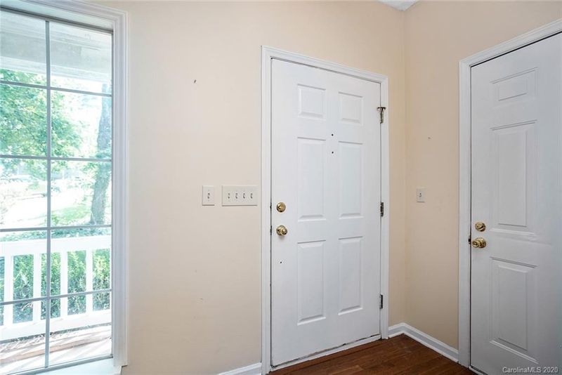 9900 Liberty Bell Ct, Charlotte, NC 28269