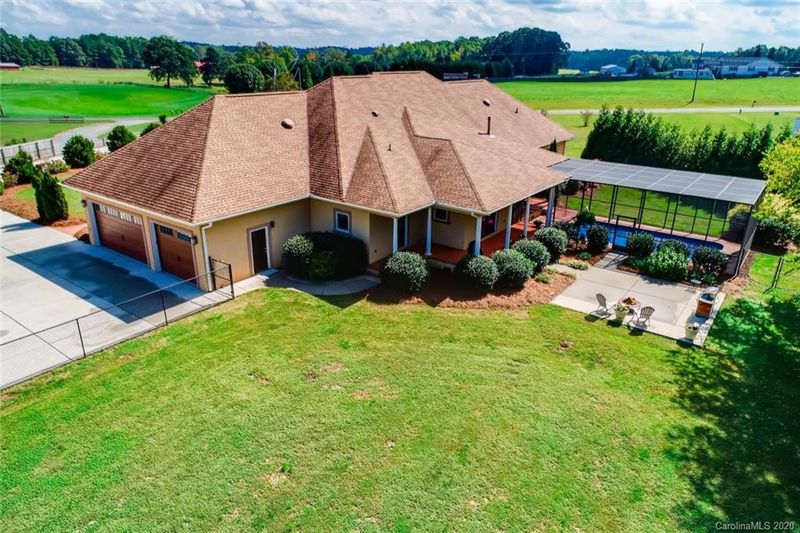 1790 London Rd, Mooresville, NC 28115